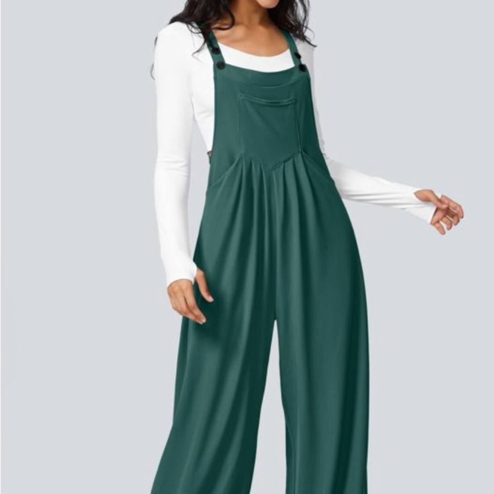 HALARA Green Jumpsuit with Wide-Leg and Square Neckline